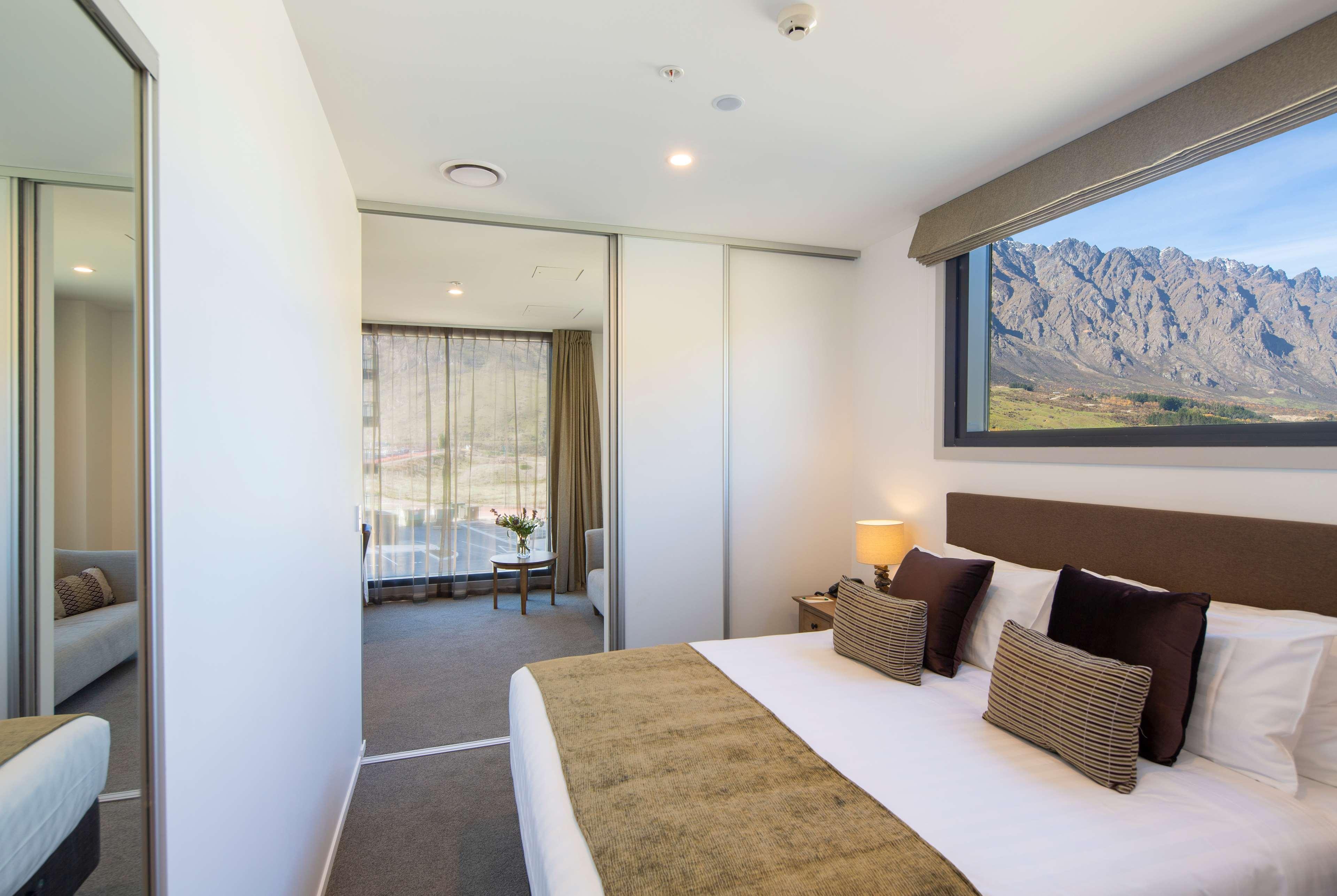 Wyndham Garden Queenstown Exterior foto