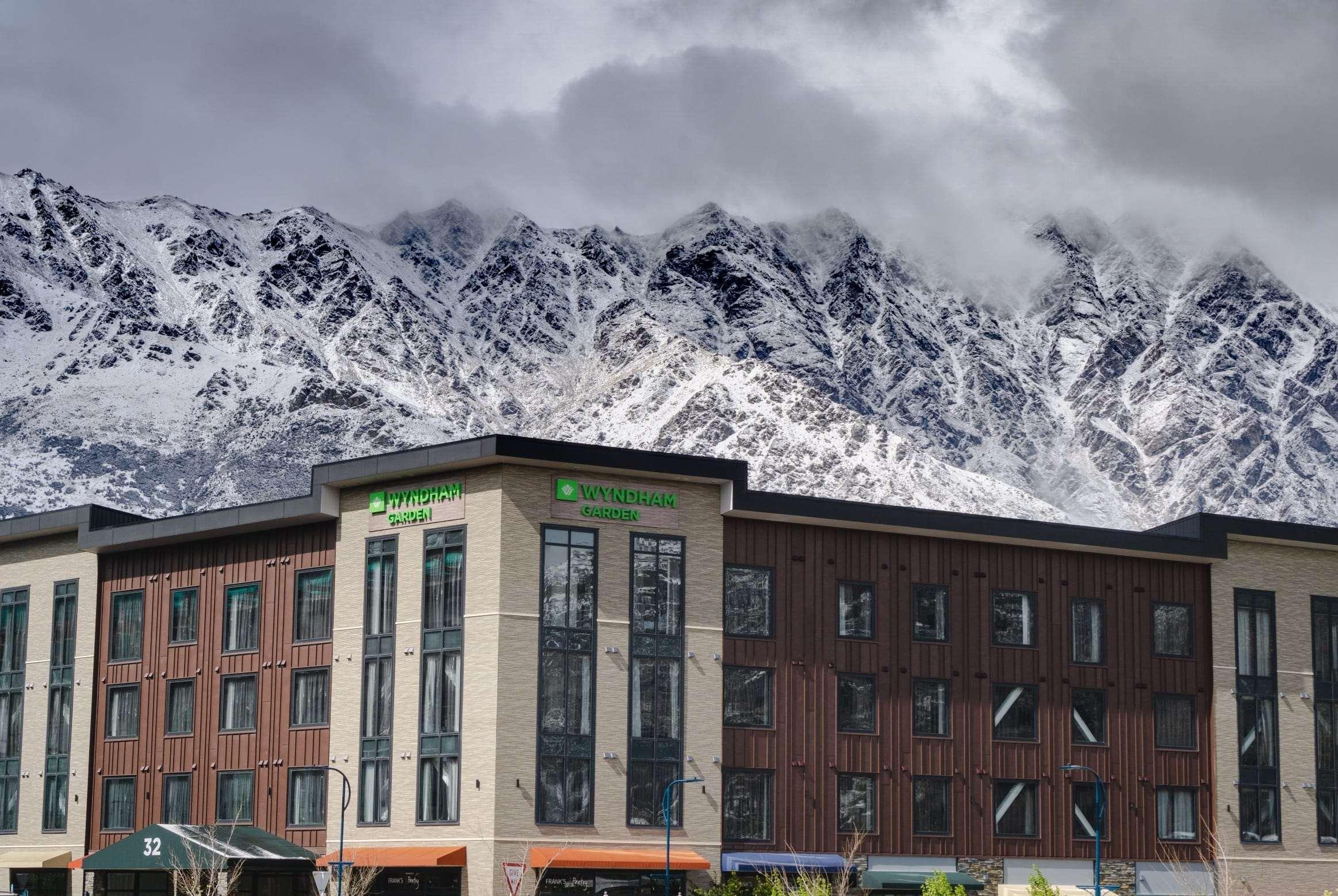 Wyndham Garden Queenstown Exterior foto