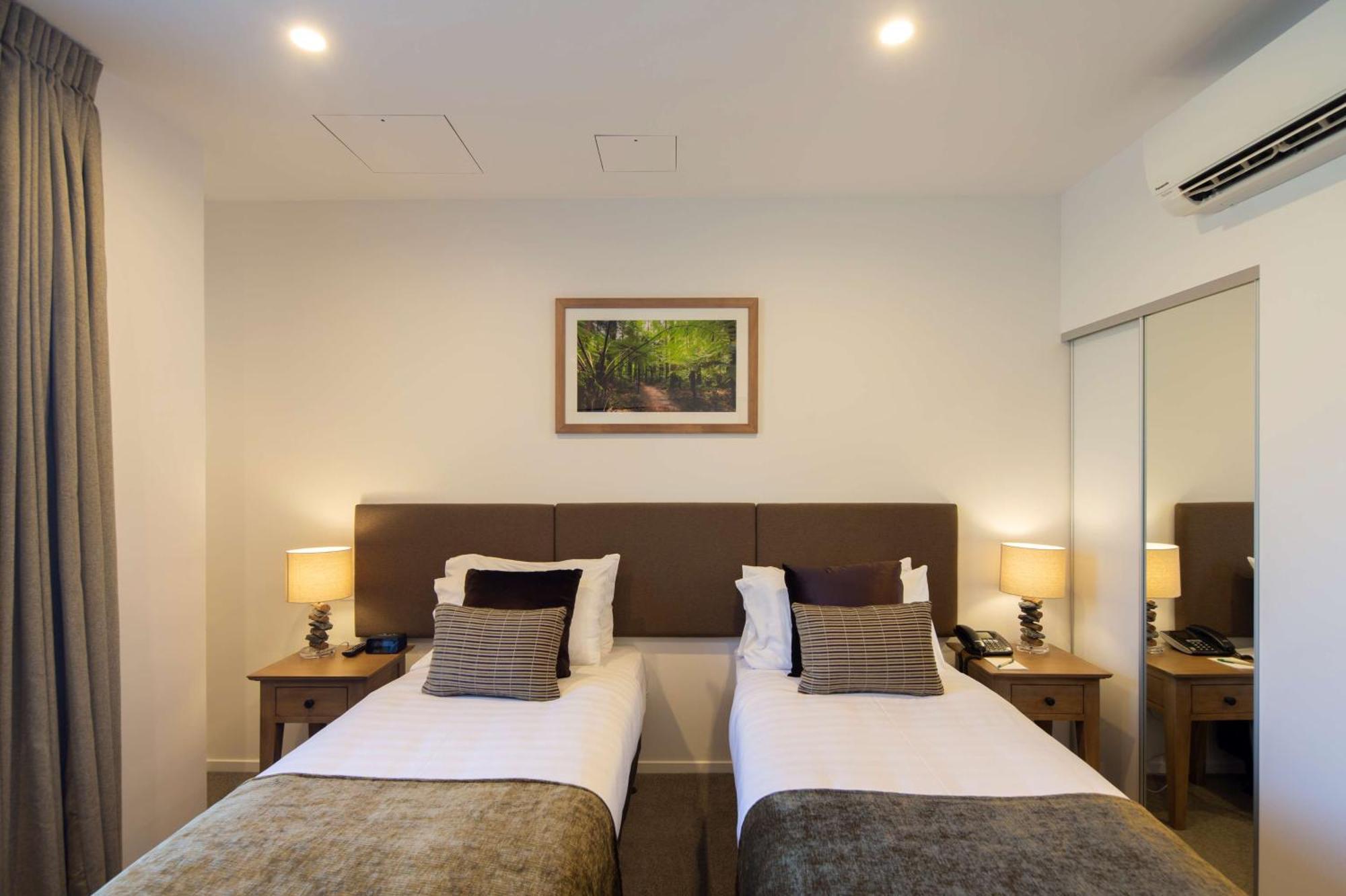 Wyndham Garden Queenstown Exterior foto