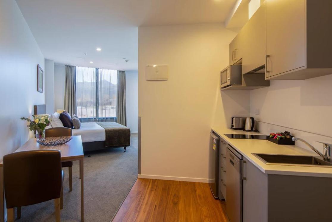 Wyndham Garden Queenstown Exterior foto